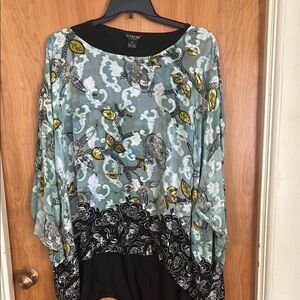 Citron Women's Multicolor Floral Top